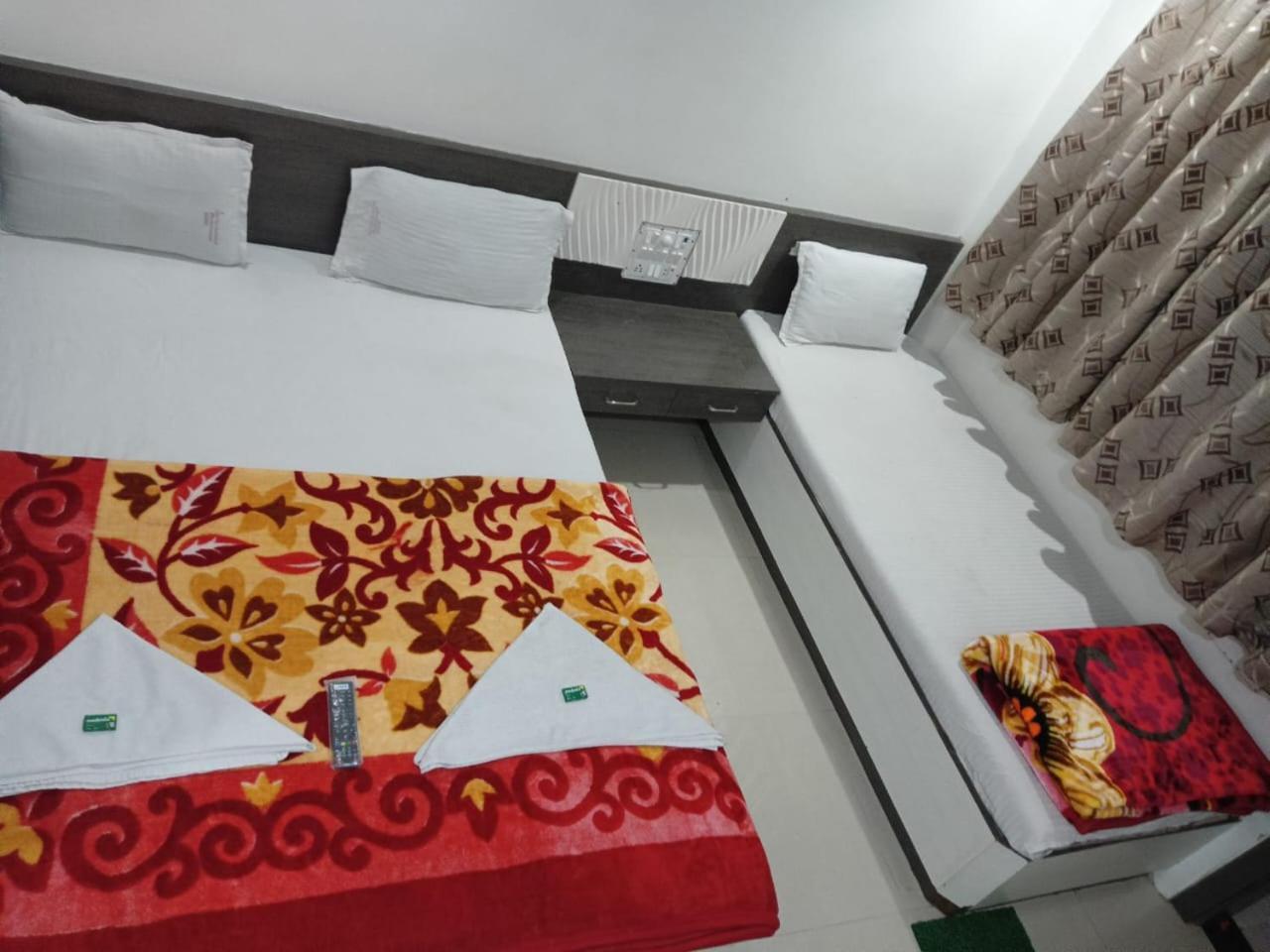 Hotel Shri Sai Darshan 쉬르디 외부 사진